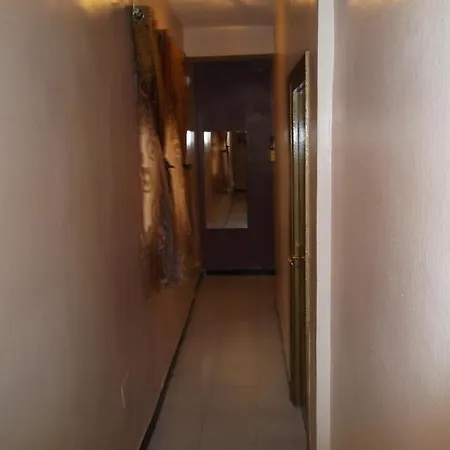 Colonia * Μοτρίλ