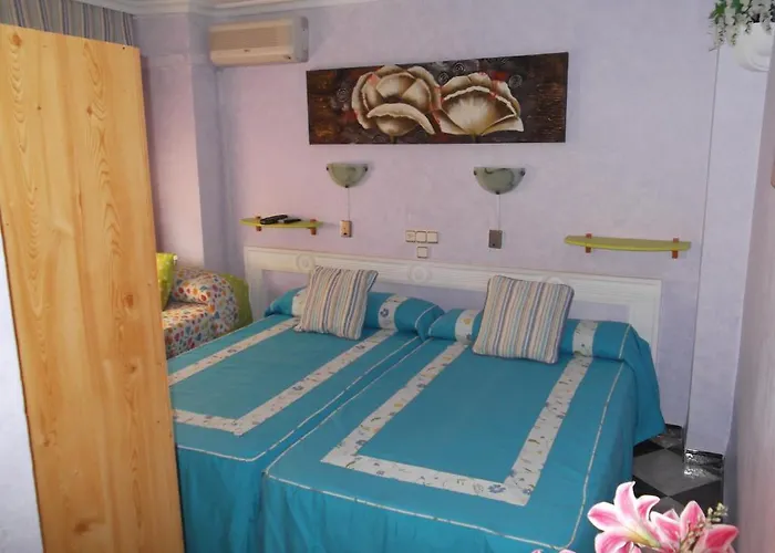 بيت ضيافة Colonia موتريل